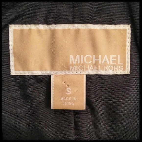 MICHAEL KORS Faux Fur Raccoon Vest! - Picture 6 of 8